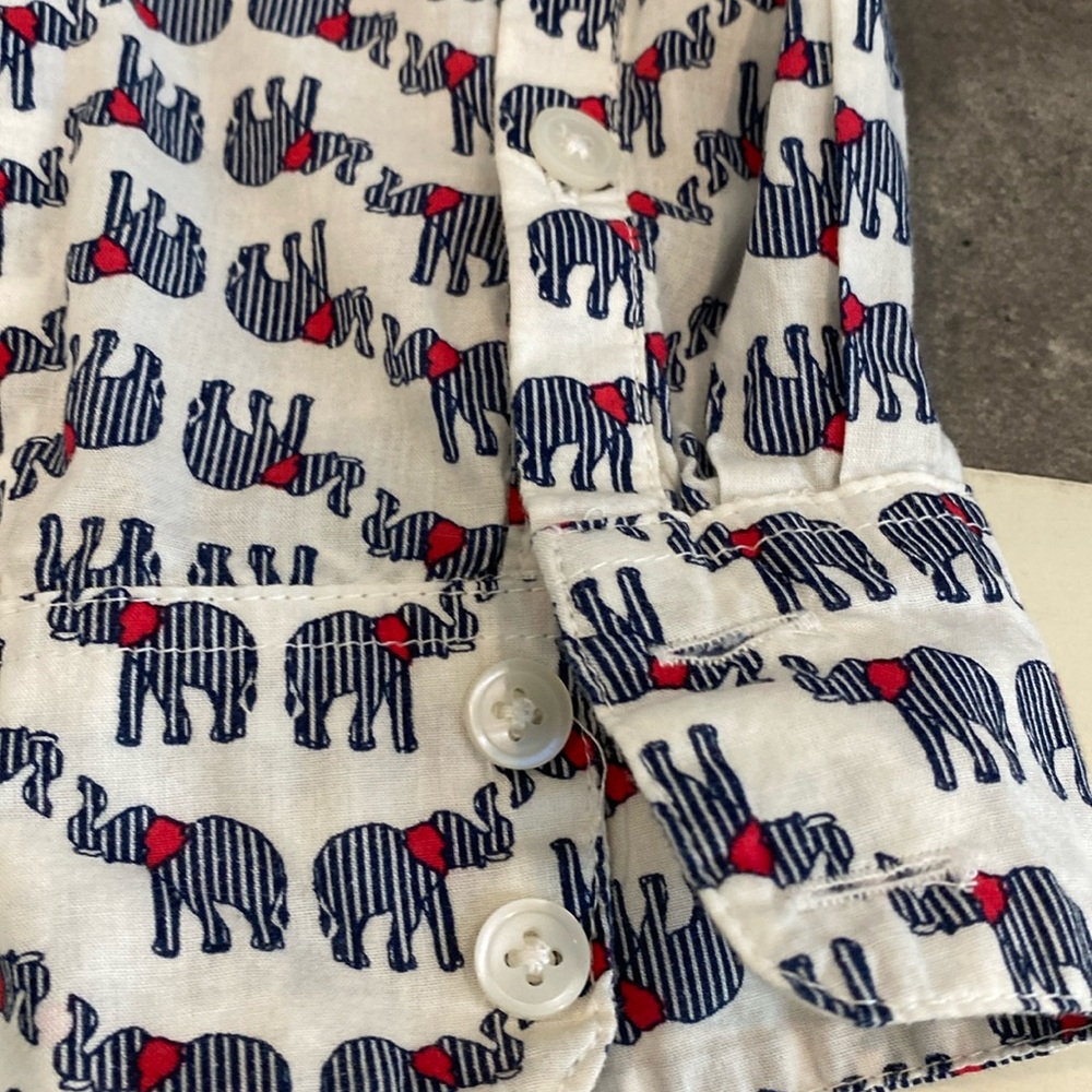 Crown & Ivy Elephant Button Down - image 4